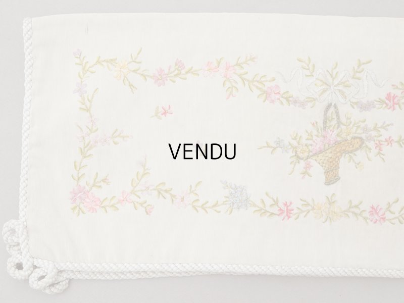 画像5: アンティーク シルク製 花かごのリボン刺繍入り ハンキーケース ハンカチ用ポシェット フラワーバスケット