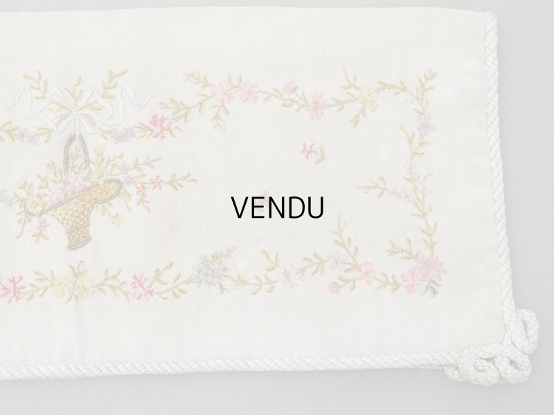 画像6: アンティーク シルク製 花かごのリボン刺繍入り ハンキーケース ハンカチ用ポシェット フラワーバスケット