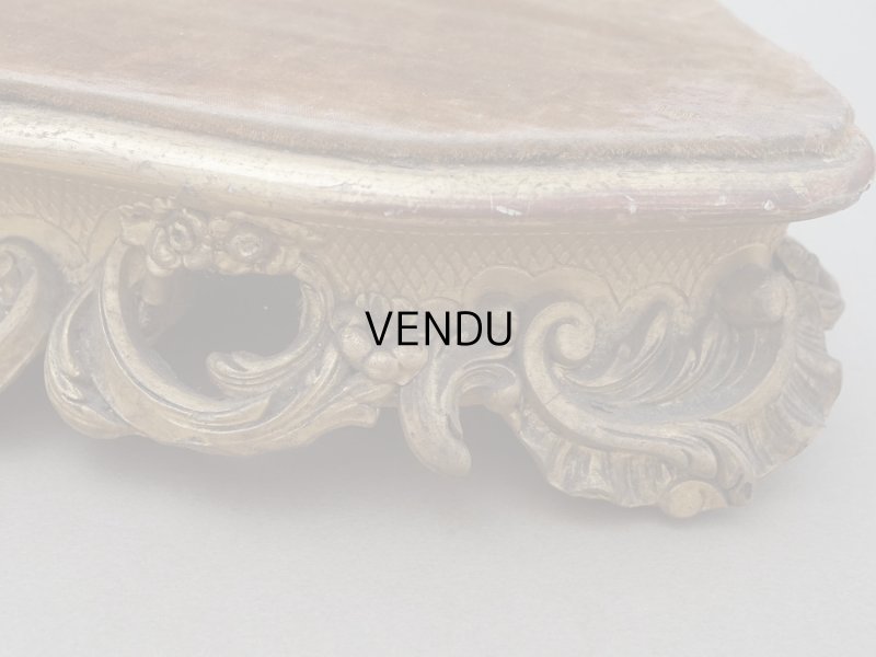 画像12: 19世紀 アンティーク ロカイユ装飾の台座 コーヒーブラウンのベルベット