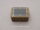 アンティーク 金彩入り ピアス用 ジュエリーボックス グリーン