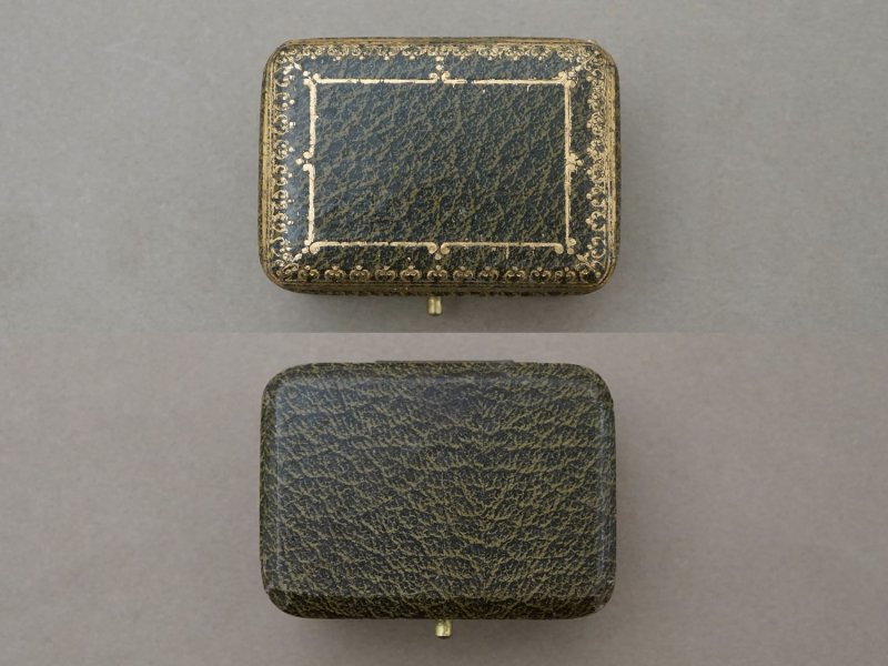 画像2: アンティーク 金彩入り ピアス用 ジュエリーボックス グリーン