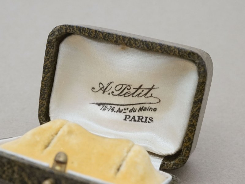 画像8: アンティーク 金彩入り ピアス用 ジュエリーボックス グリーン