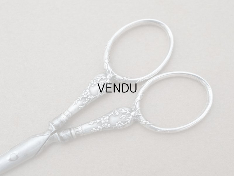 画像10: アンティーク シルバー製 リボン＆花のガーランド ソーイングセット 裁縫道具