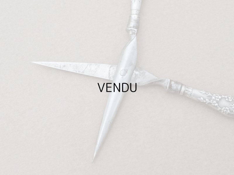 画像13: アンティーク シルバー製 リボン＆花のガーランド ソーイングセット 裁縫道具