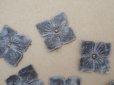 画像2: アンティーク 布花材料 ベルベットの花びら 花芯付き 10ピースのセット 約3cm 布花 チャコールグレイ (2)