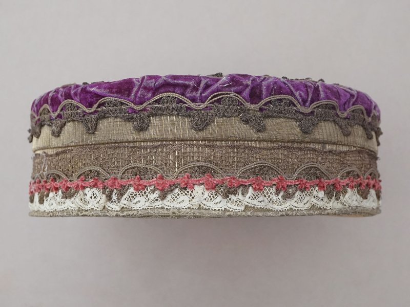 画像8: *蚤の市セット*ロココ調 お菓子箱&ブラシのセット