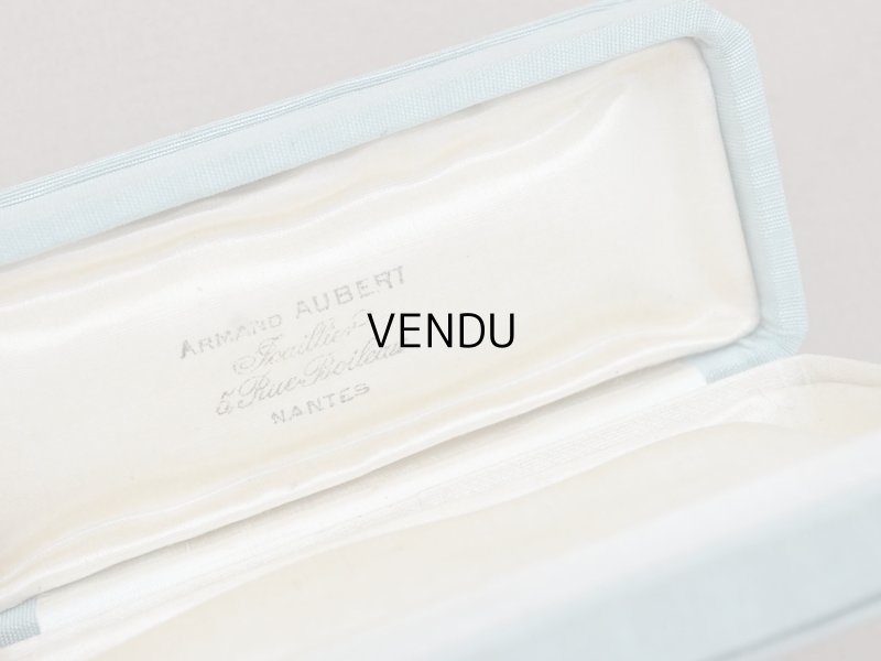 画像7: アンティーク  シルク製 ジュエリーボックス  グレイッシュブルー