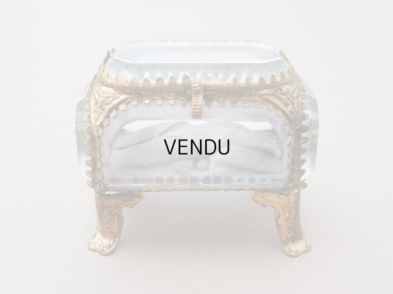 画像8: アンティーク ジュエリーボックス 薄紫 ラヴェンダーグレイのシルククッション 