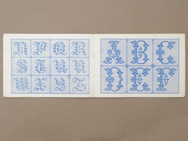 画像4: アンティーク アルファベットの刺繍図案帳  N 230 ALPHABETS VARIES - N.ALEXANDRE&CIE. MAURICE LAJEUNESSE SUCCR. -