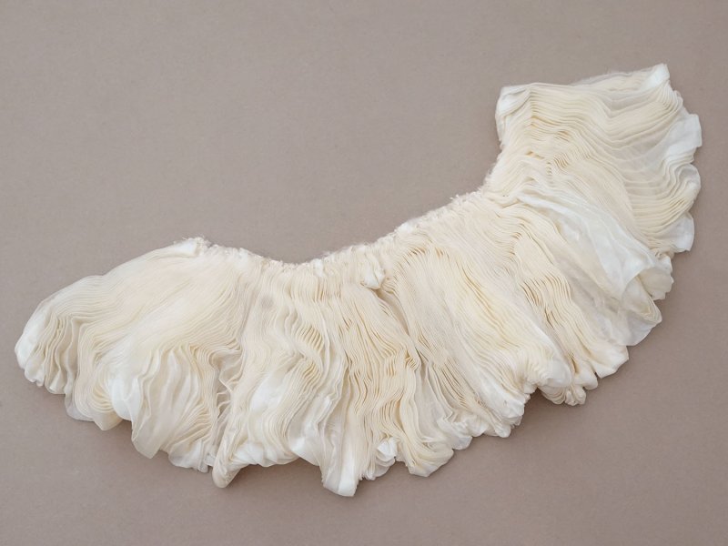 画像3: アンティーク シルクシフォンのプリーツ オフホワイト