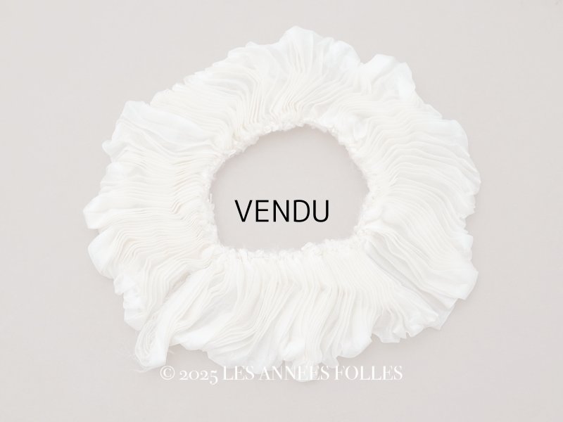 画像1: アンティーク シルクシフォンのプリーツ オフホワイト