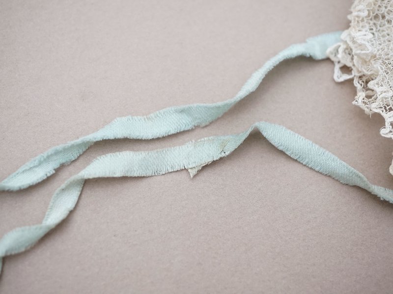 画像6: アンティーク ベビー用  ボネ 水色のシルクリボン&レース&ジャガード織シルク生地