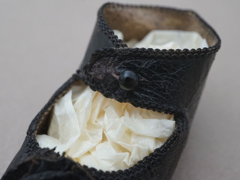 画像5: 19世紀末 アンティーク Louis Gustave Beaudelot JEMEAU ドールシューズ レザー 黒 (9) 約7.9×3.4cm