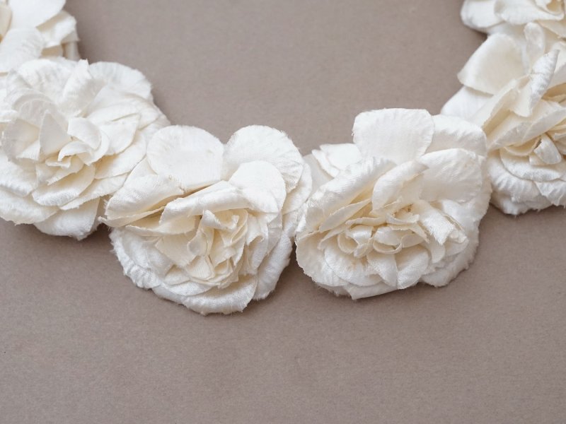 画像6: アンティーク シルクサテン 薔薇の布花のティアラ 花冠  エクリュ