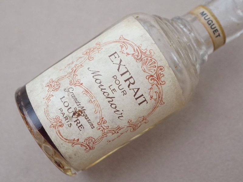 画像3: アンティーク パフュームボトル 鈴蘭 香水瓶 EXTRAIT POUR LE MOUCHOIR MUGUET - GRANDS MAGASINS DU LOUVRE PARIS -