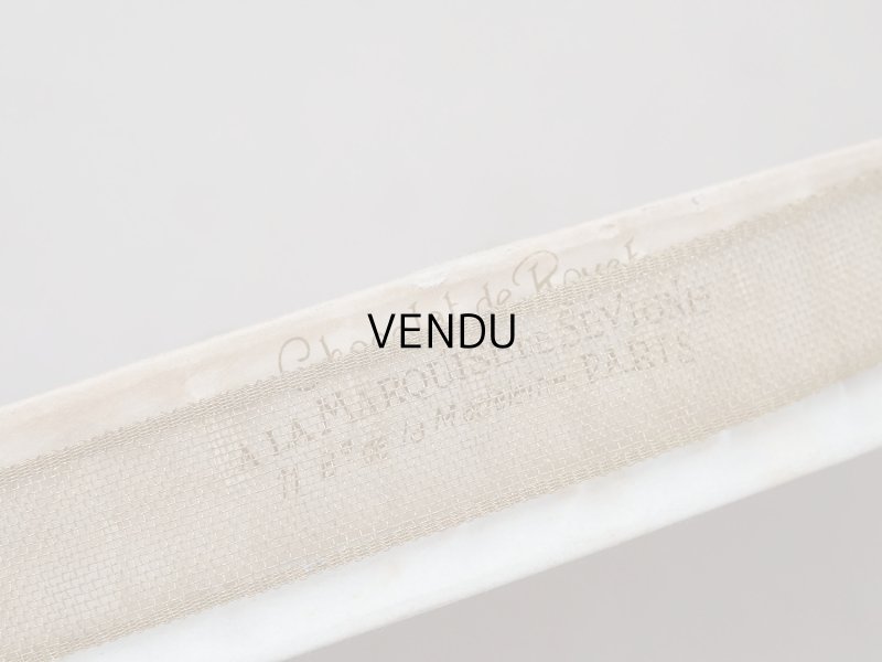 画像4:  1909年 アンティーク『マルキーズ・ ドゥ・セヴィニエ』のお菓子箱 薔薇とリボンのガーランド - MARQUISE DE SEVIGNE PARIS -