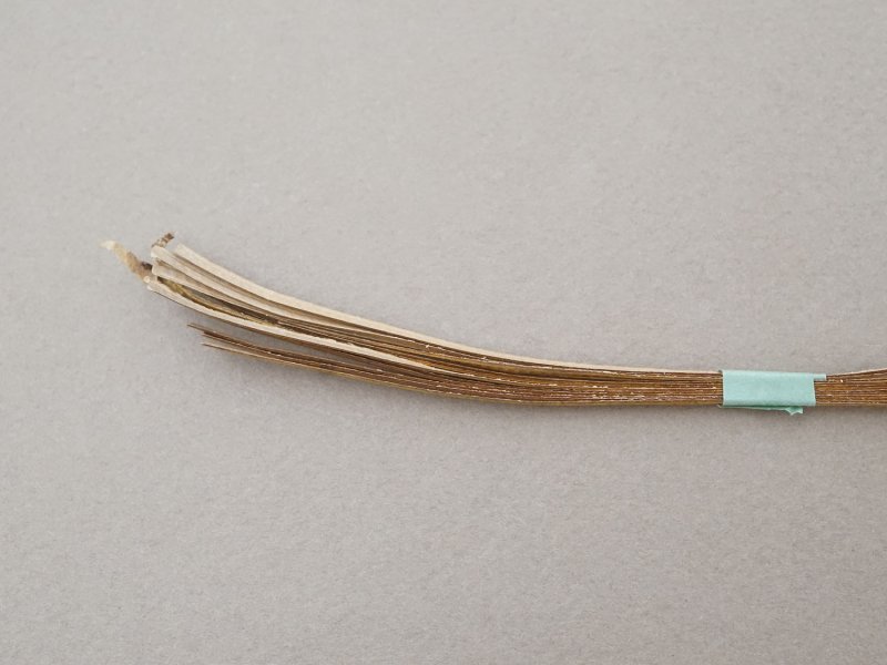 画像5: 19世紀末 未使用 アンティーク 縁取り レースペーパー 製箱用 幅2.5mm 長さ53cm 12ピースのセット