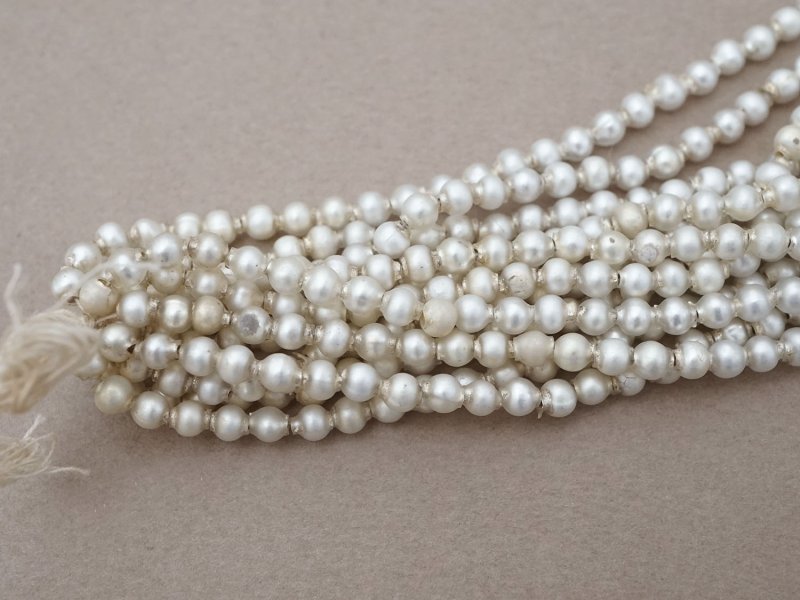 画像4: アンティーク スフレビーズ シルバー ラウンド 4mm 約580ピース 吹きガラス製ビーズ 