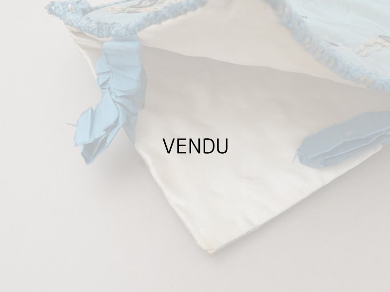 画像6: ＊蚤の市＊アンティーク シルク製 ハンキーケース モノグラム＆花刺繍 ハンカチ用ポシェット グレイッシュブルー