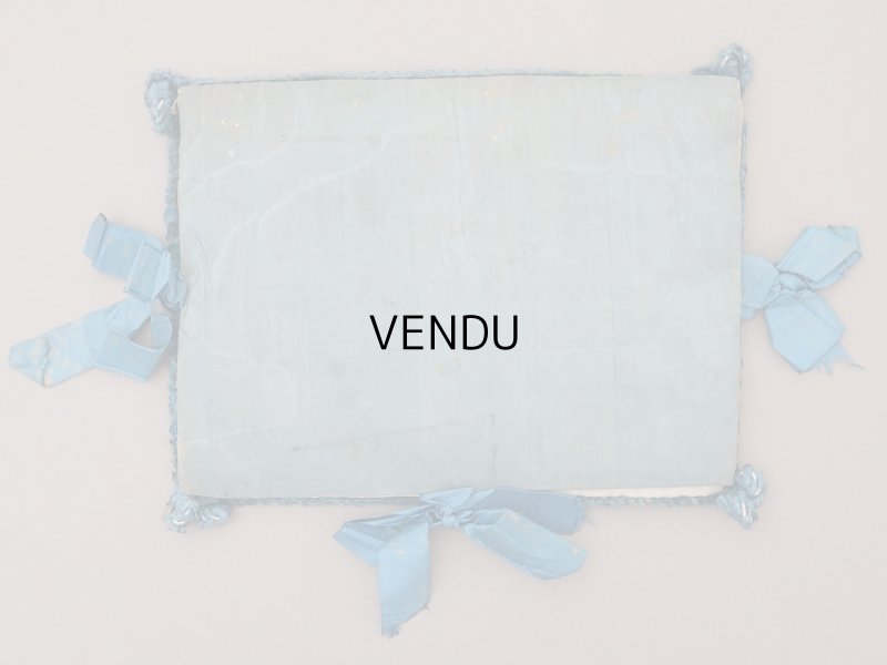 画像5: ＊蚤の市＊アンティーク シルク製 ハンキーケース モノグラム＆花刺繍 ハンカチ用ポシェット グレイッシュブルー