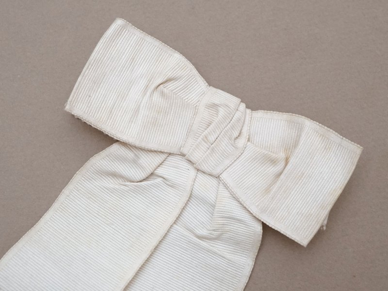 画像3: アンティーク ドール用 とても小さな腕章 初聖体 シルク製 オフホワイト