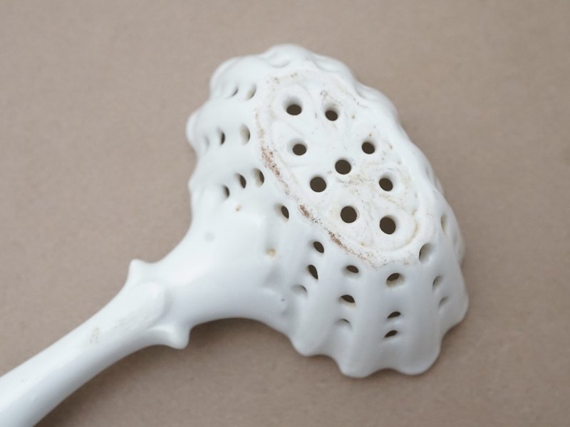 画像5: 19世紀末 アンティーク セラミック製 シュガースプーン 