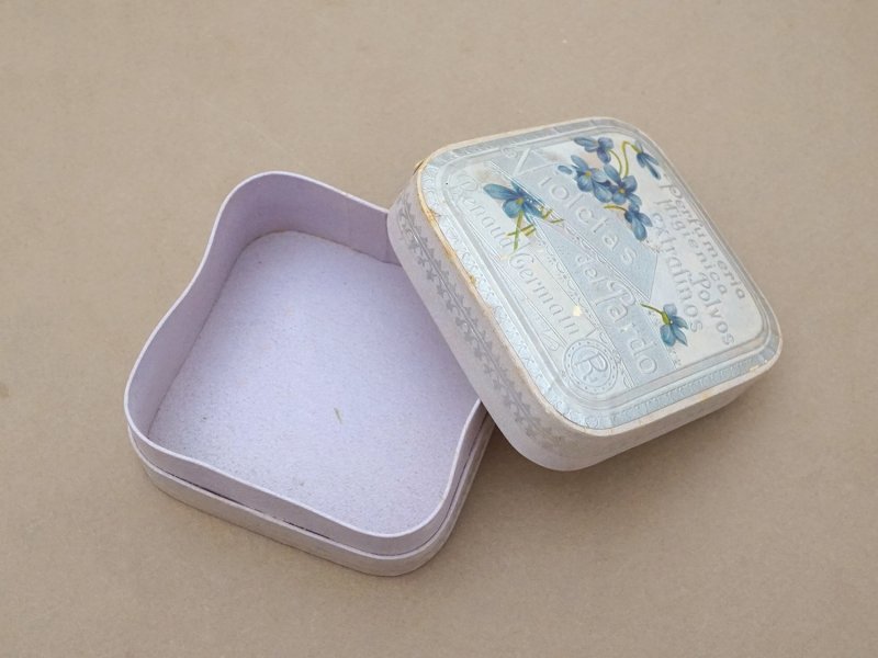 画像3: アンティーク 菫のパウダーボックス VIOLETAS DEL PARDO - RENAUD GERMAIN -
