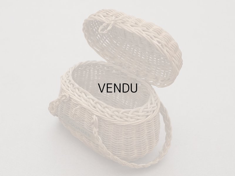 画像7: アンティーク ドール用 パニエ LOURDES ルルドの泉のプレート付