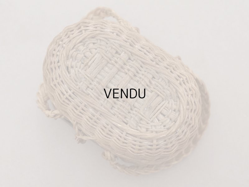 画像5: アンティーク ドール用 パニエ LOURDES ルルドの泉のプレート付