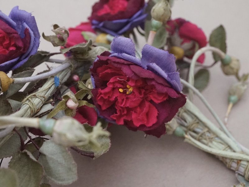 画像4: アンティーク 薔薇の布花 大きなブーケ クウォーターロゼット咲き