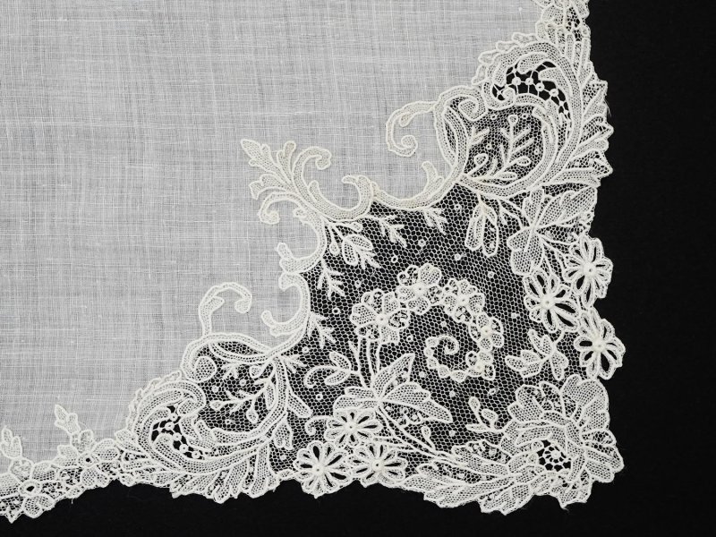 画像13: 【セール対象外】【クーポン対象外】19世紀 アンティーク ポワンドガーズ 結婚式のハンカチ【 ポワン・ド・ガーズ 】