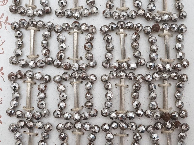 画像7: アンティーク スチール製 とても小さなバックル 24点セット1.25×1.1cm ドール用 