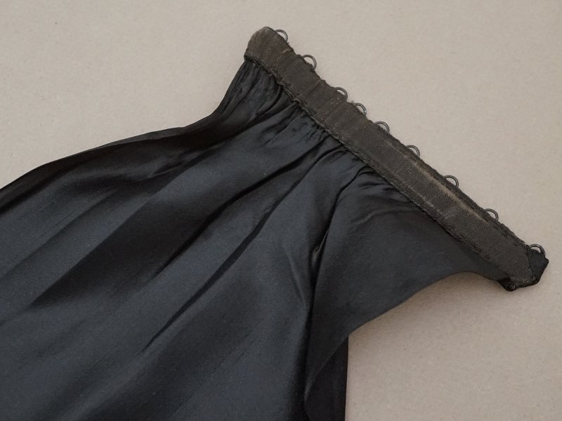 画像6: アンティーク 7つの小さなリボン付ベルト シルクサテン 黒