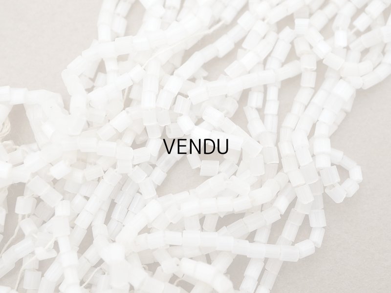 画像6: アンティーク ガラス製 サティネビーズ オフホワイト 1cm=4粒