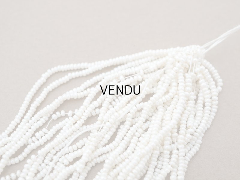 画像2: アンティーク シードビーズ エクリュ 生成り 1cm=10粒 85〜88g キャビアビーズ マイクロビーズ