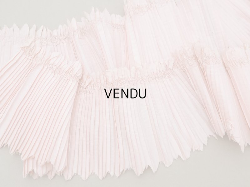 画像5: 19世紀末 アンティーク  ベビーピンク シルク製プリーツ ドレスの裾  2m 幅14cm