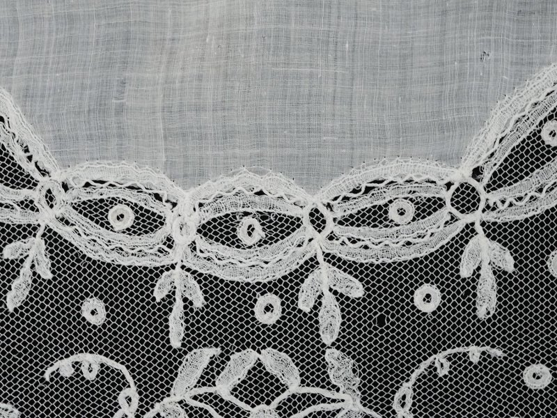 画像3: 19世紀末 アンティーク  結婚式のハンカチ 薔薇模様 アプリカシオン・アングルテール (ボビンレース)　