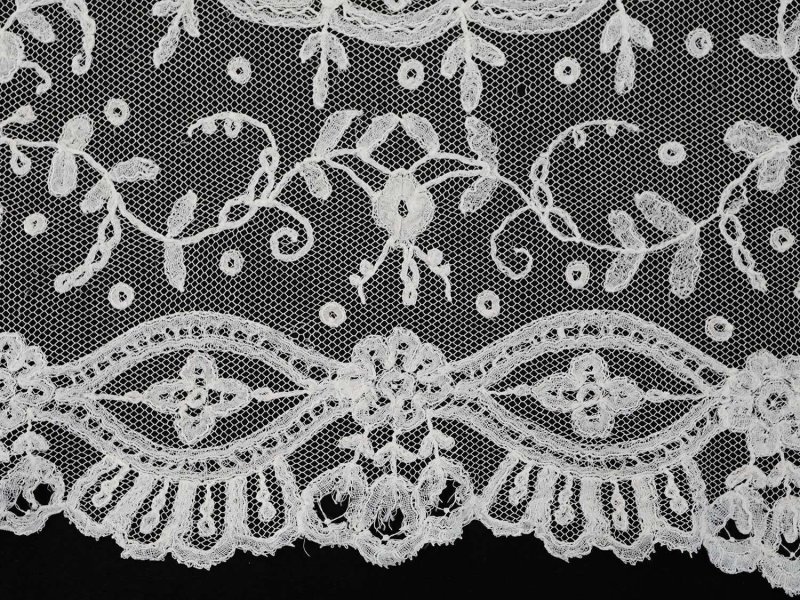 画像4: 19世紀末 アンティーク  結婚式のハンカチ 薔薇模様 アプリカシオン・アングルテール (ボビンレース)　