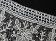 画像4: 19世紀末 アンティーク ポワンドガーズのボーダー ニードルレース  3.8m 8cm幅 花とリーフのガーランド 【ポワン・ド・ガーズ】 