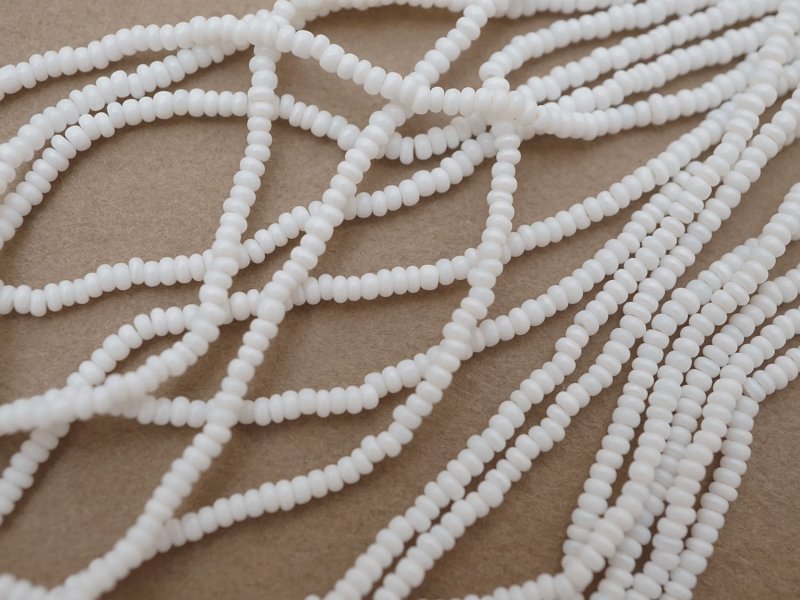 画像3: アンティーク シードビーズ ホワイト 1cm=11粒 90g キャビアビーズ マイクロビーズ