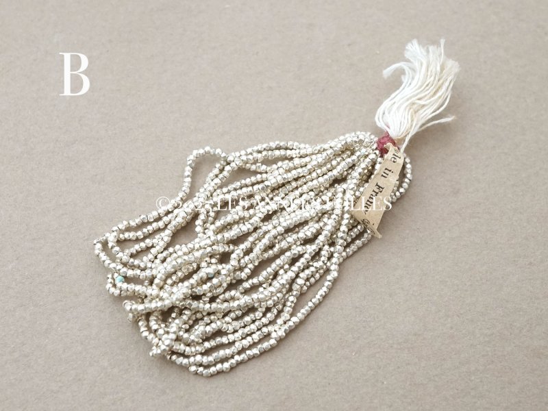 画像5: 【セール対象外】【クーポン対象外】アンティーク メタルビーズ 極小 カット入り ホワイトシルバー メタル製 ビーズ P6