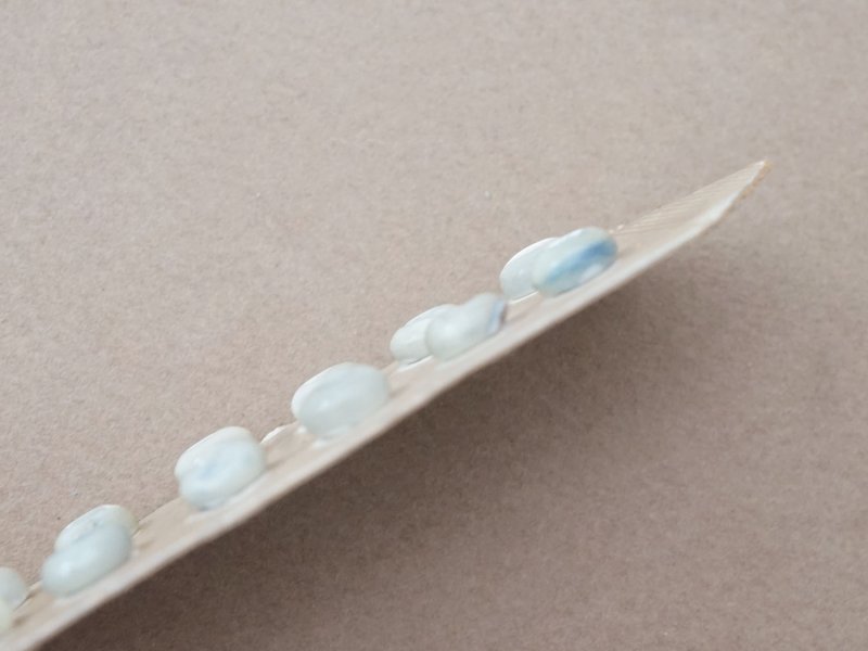 画像4: アンティーク マザーオブパール製 極小 ボタン 6mm 12ピース シェルボタン パウダーブルーグリーン