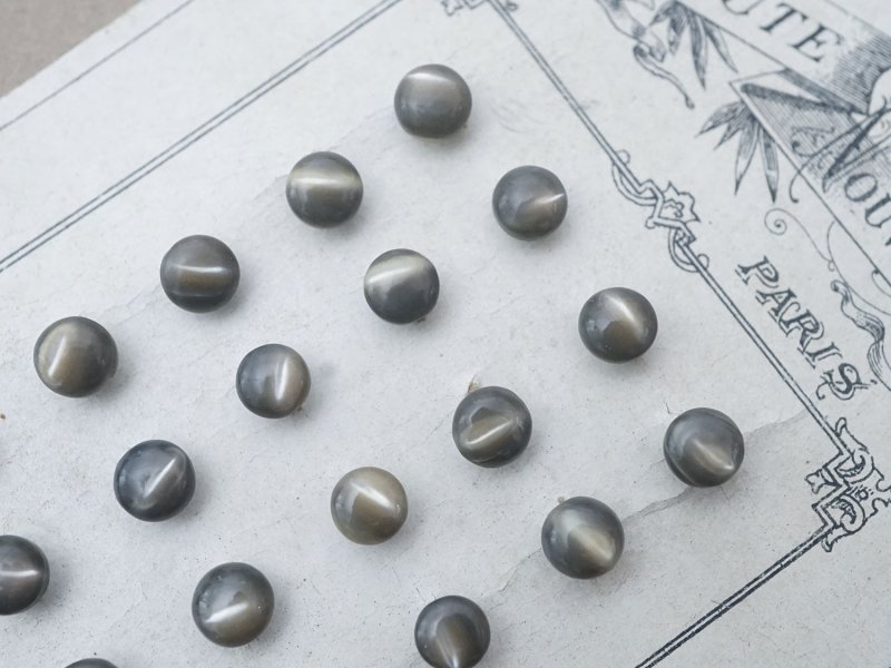 画像12: アンティーク マザーオブパール製 極小 ボタン 5mm 24ピース シェルボタン チャコールグレー