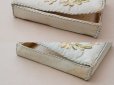画像16: アンティーク リボン刺繍 パウダーブルーのシルクボックス 