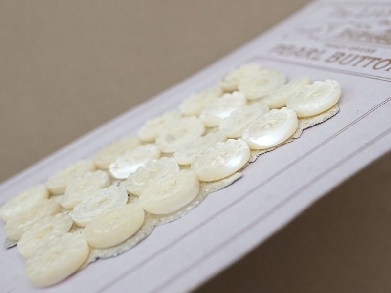 画像6: アンティーク カット入り シェルボタン 11mm 24ピース 