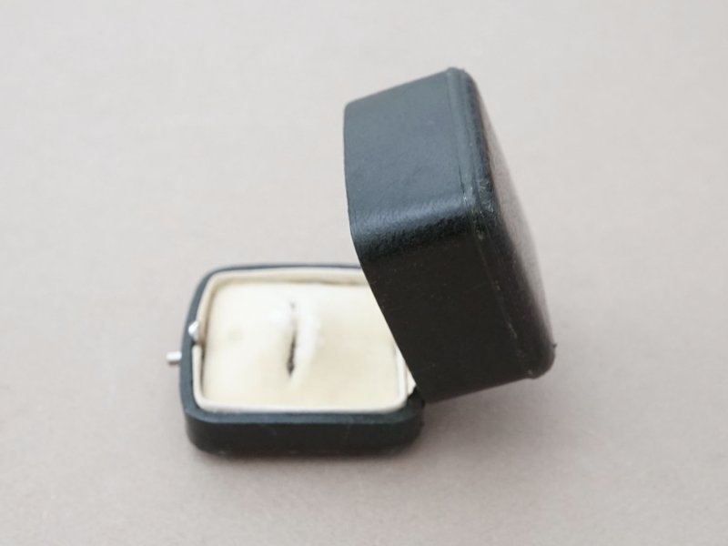 画像6: アンティーク 本革製 リングボックス 黒 ジュエリーボックス 