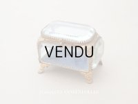 アンティーク ジュエリーボックス スモーキーブルーのシルククッション 