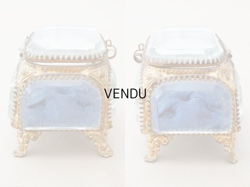 画像5: アンティーク ジュエリーボックス スモーキーブルーのシルククッション 