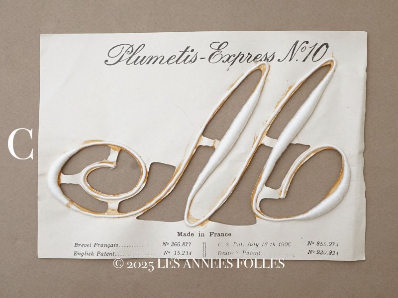 画像7:  アンティーク  モノグラムシート イニシャル モノグラム 【M】 N10  PLUMETIS EXPRESS