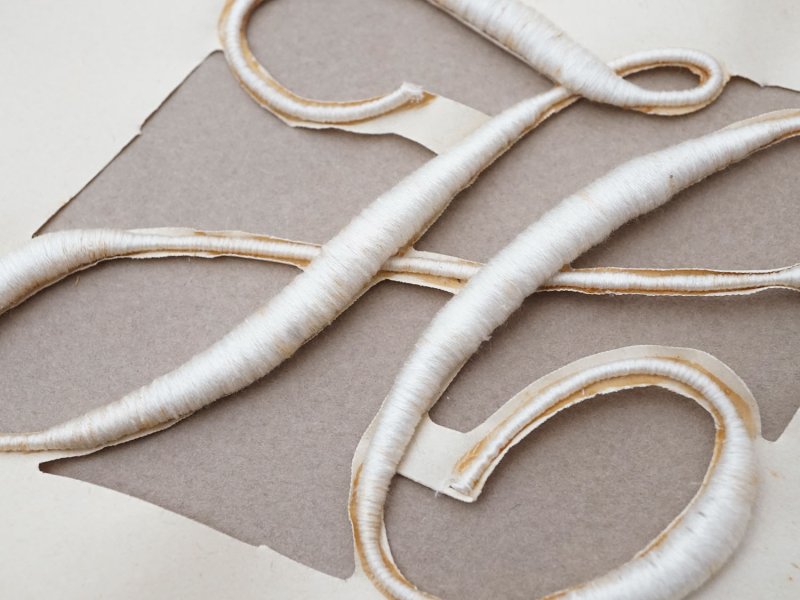 画像3:  アンティーク  イニシャル モノグラム 【H】 N8